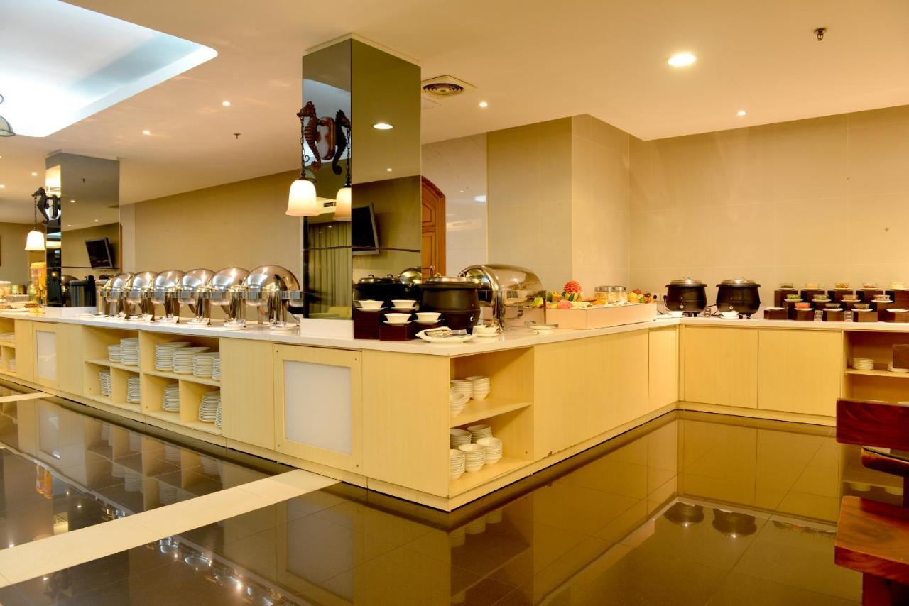 Emilia Hotel By Amazing - Palembang Extérieur photo
