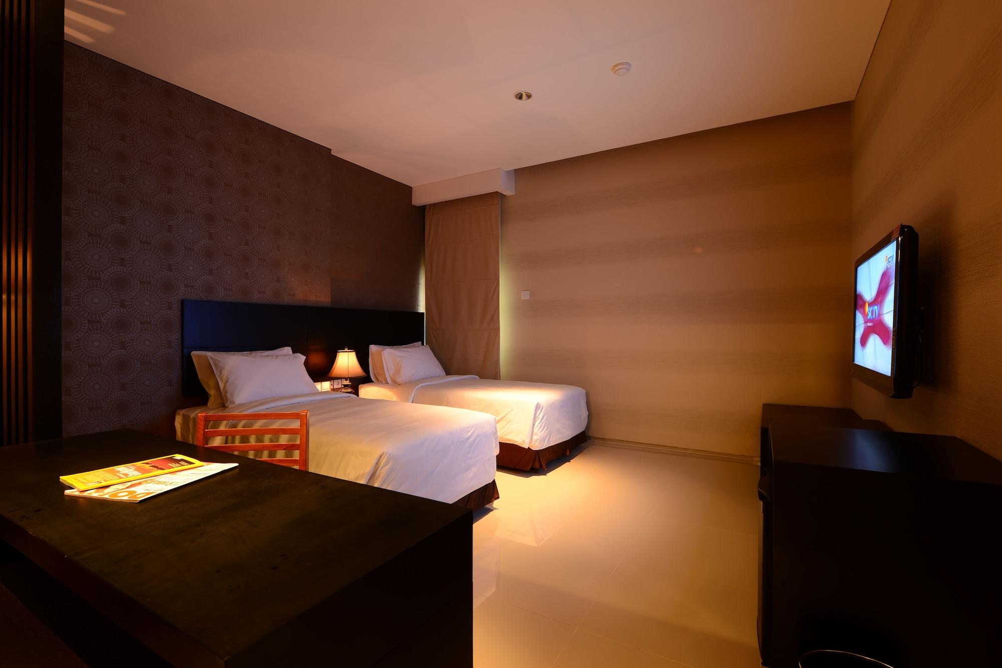 Emilia Hotel By Amazing - Palembang Extérieur photo