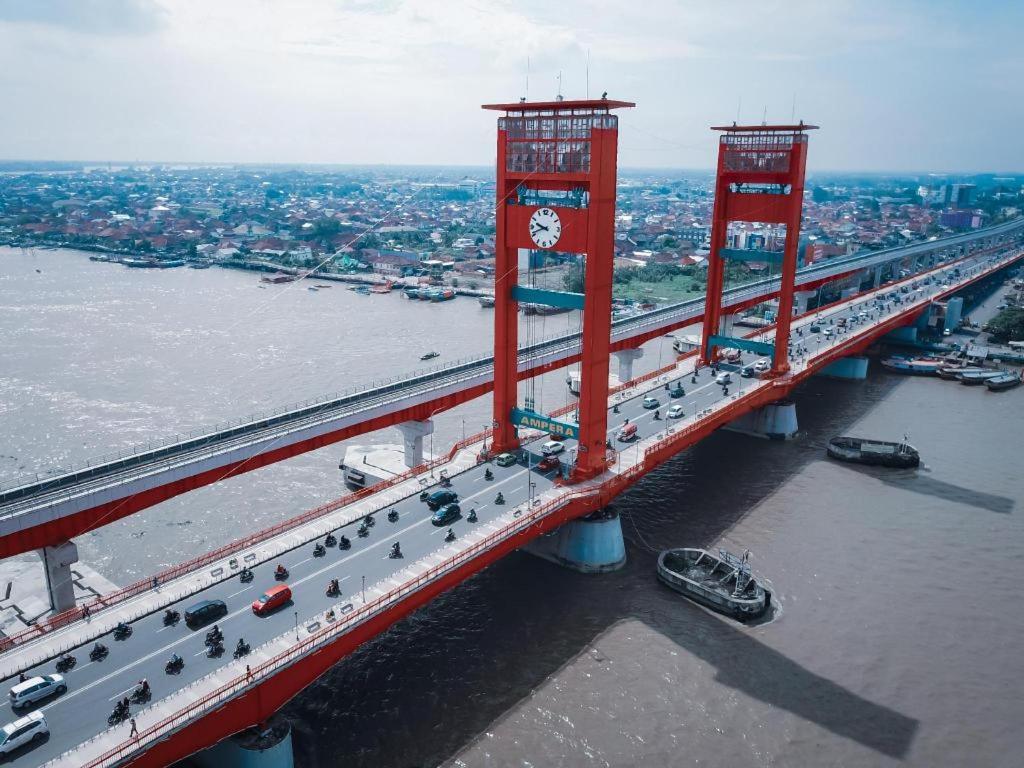 Emilia Hotel By Amazing - Palembang Extérieur photo