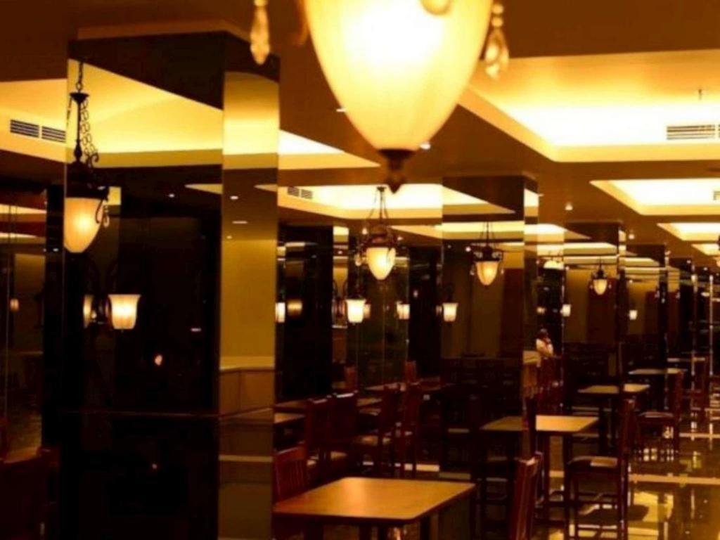 Emilia Hotel By Amazing - Palembang Extérieur photo
