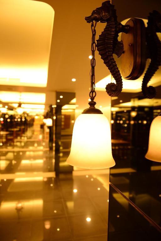 Emilia Hotel By Amazing - Palembang Extérieur photo