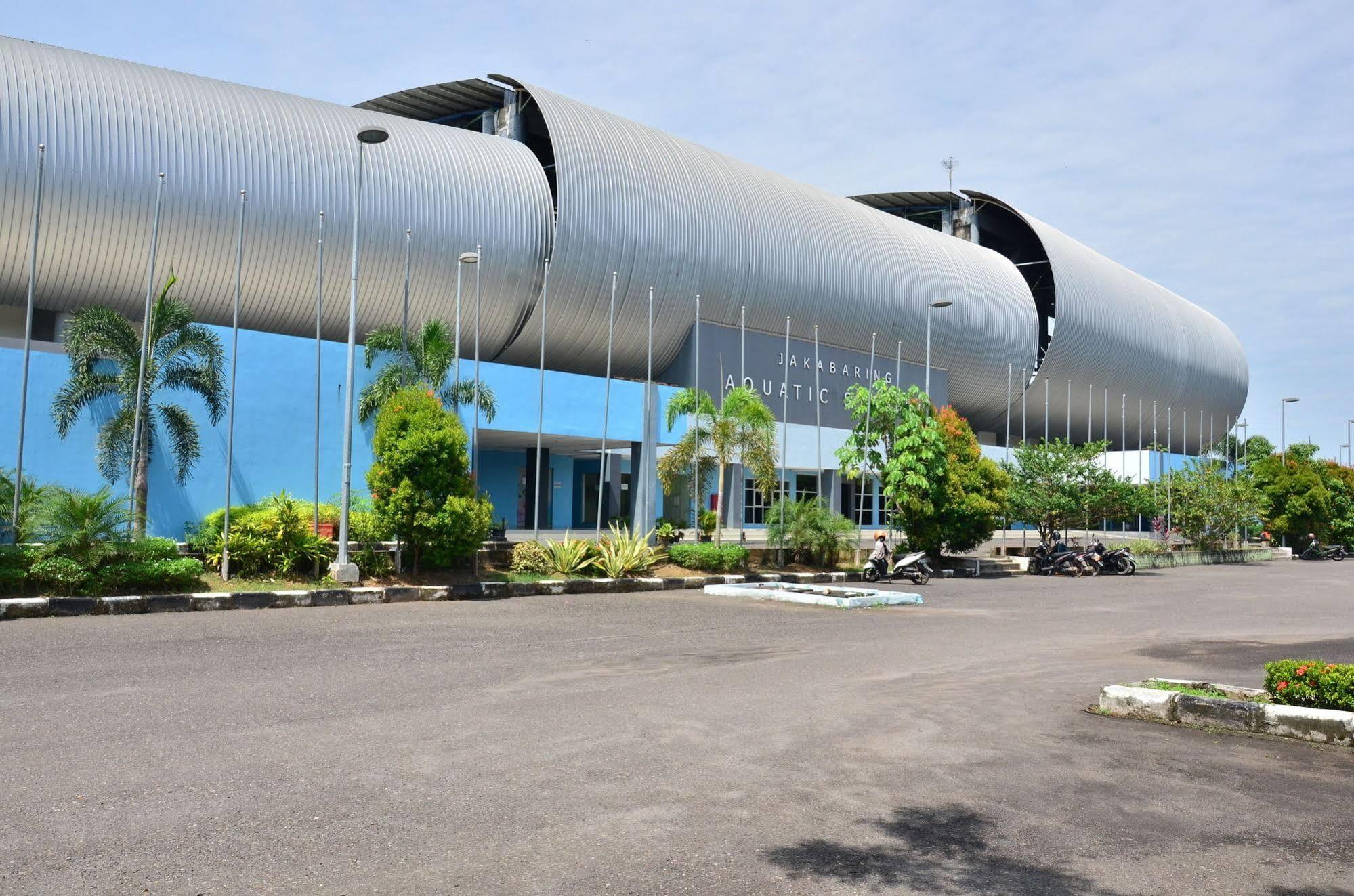 Emilia Hotel By Amazing - Palembang Extérieur photo
